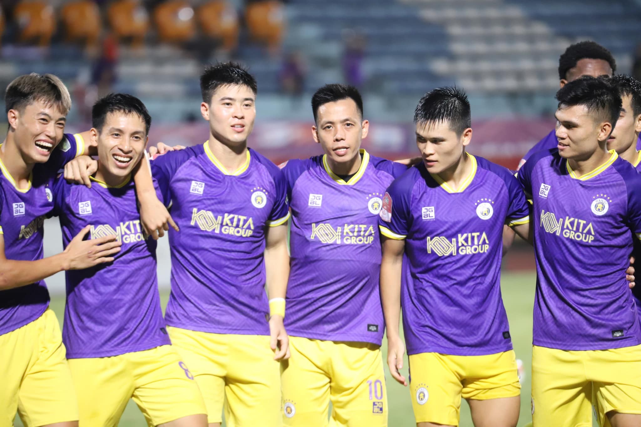Trực tiếp Hà Nội vs CAHN, 19h15 hôm nay 16/6
