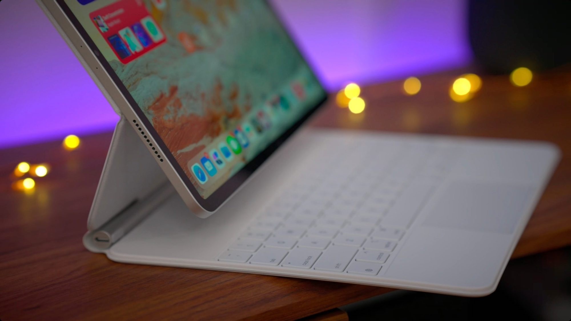 Apple đang dần khôi phục xu hướng thiết kế siêu mỏng