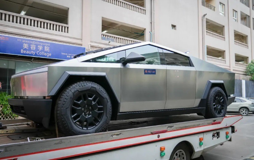 cybertruck-cambodia-180624-1718705317.jpg