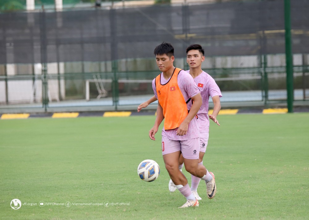 Lịch thi đấu bóng đá hôm nay 22/6: U16 Việt Nam ra quân