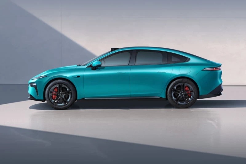 Thách thức thị trường sedan: Mẫu sedan hạng D thiết kế ấn tượng với công suất 536 mã lực và giá chỉ từ hơn 550 triệu đồng