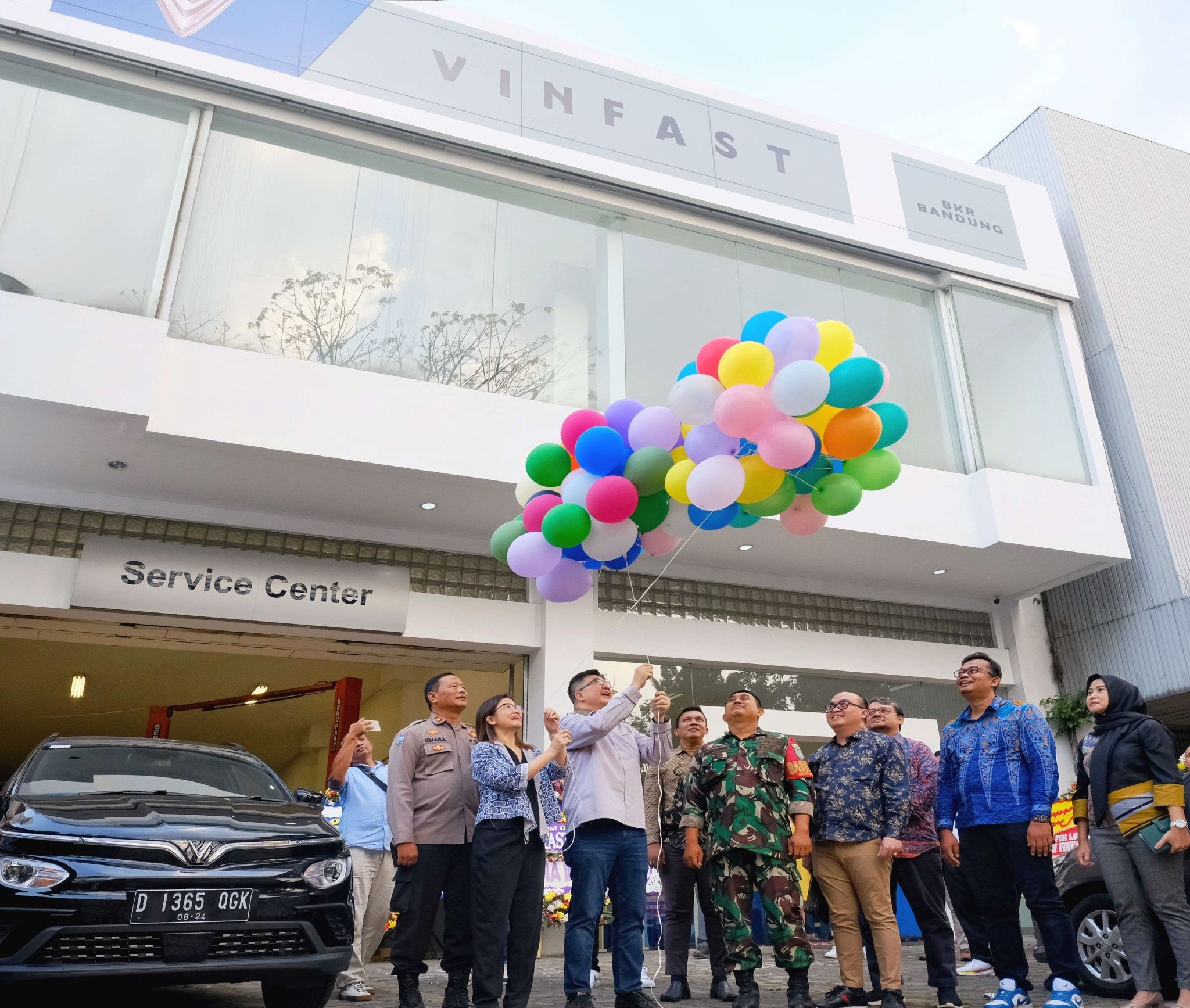 VinFast mở thêm 15 đại lý mới tại Indonesia để bán xe điện