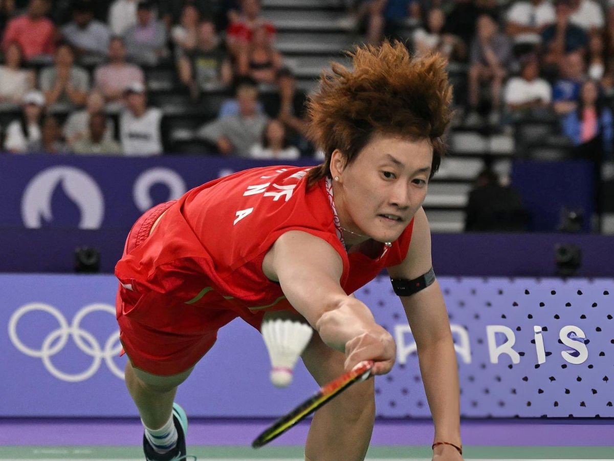 Đương kim vô địch cầu lông Olympic chính thức dừng bước