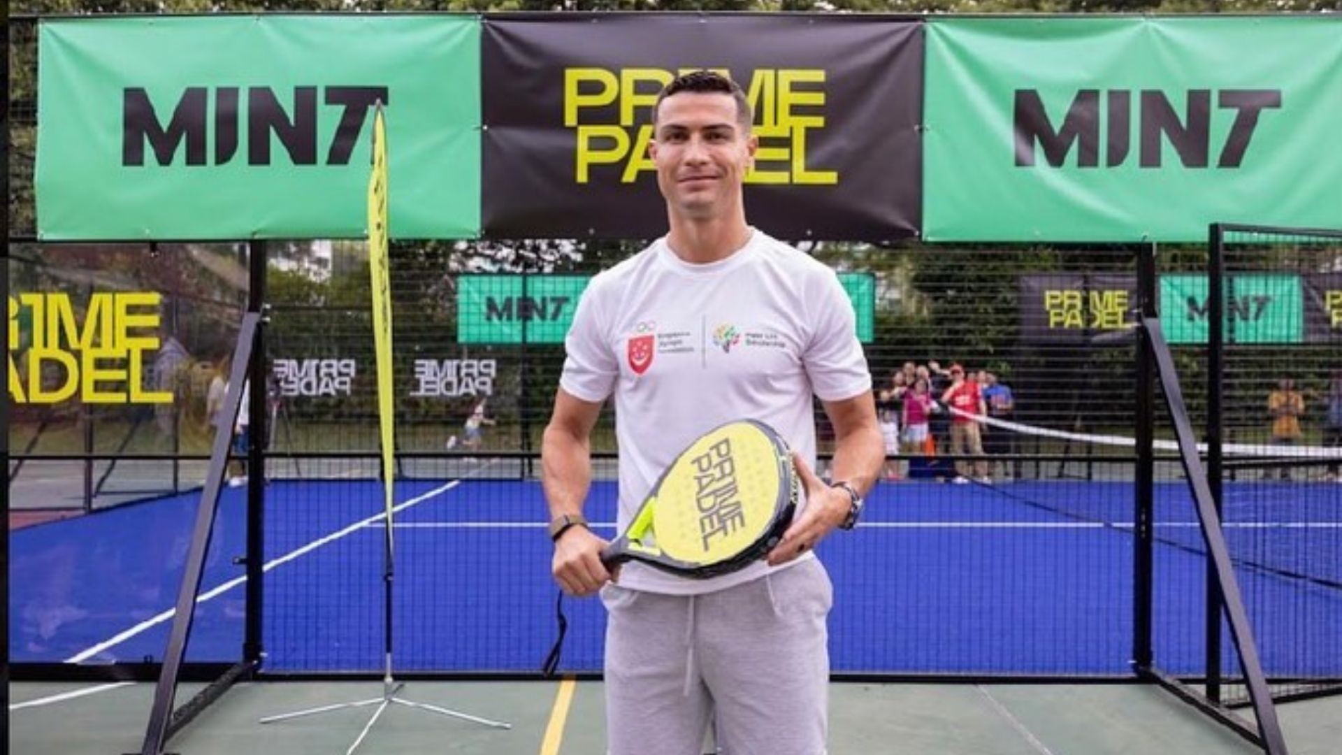 Ronaldo 'rẽ hướng' sự nghiệp, phát triển môn thể thao mới tại quê nhà