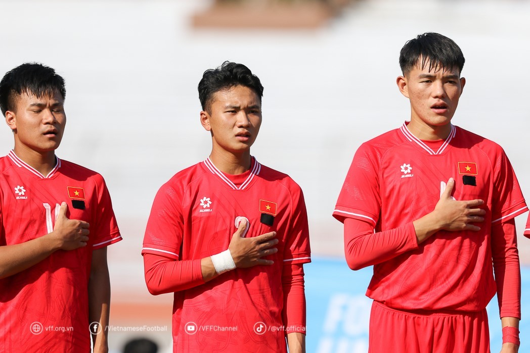 Việt Nam giao hữu với Nga trước giải trẻ châu Á