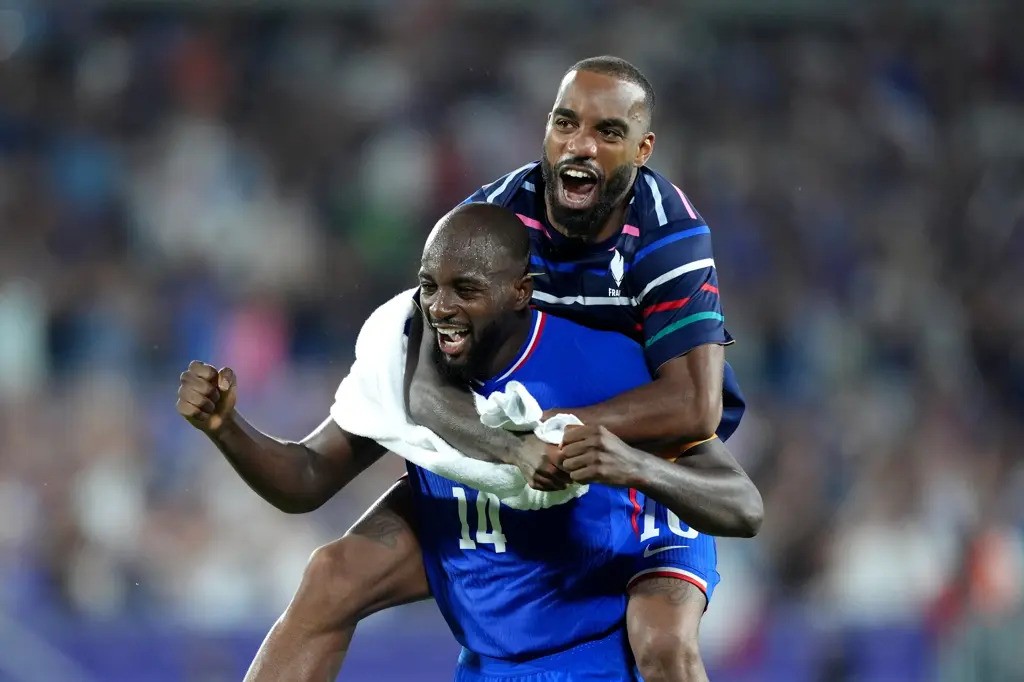 Lịch thi đấu bóng đá hôm nay 5/8: Bán kết bóng đá nam Olympic mấy giờ?