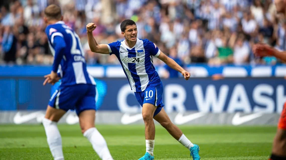 Thần đồng Việt kiều ghi bàn ở Bundesliga 2