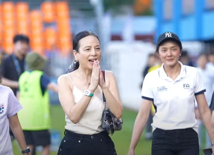 VIDEO: Madam Pang dự khán, Thái Lan thắng ngược dòng ĐT nữ Đài Loan