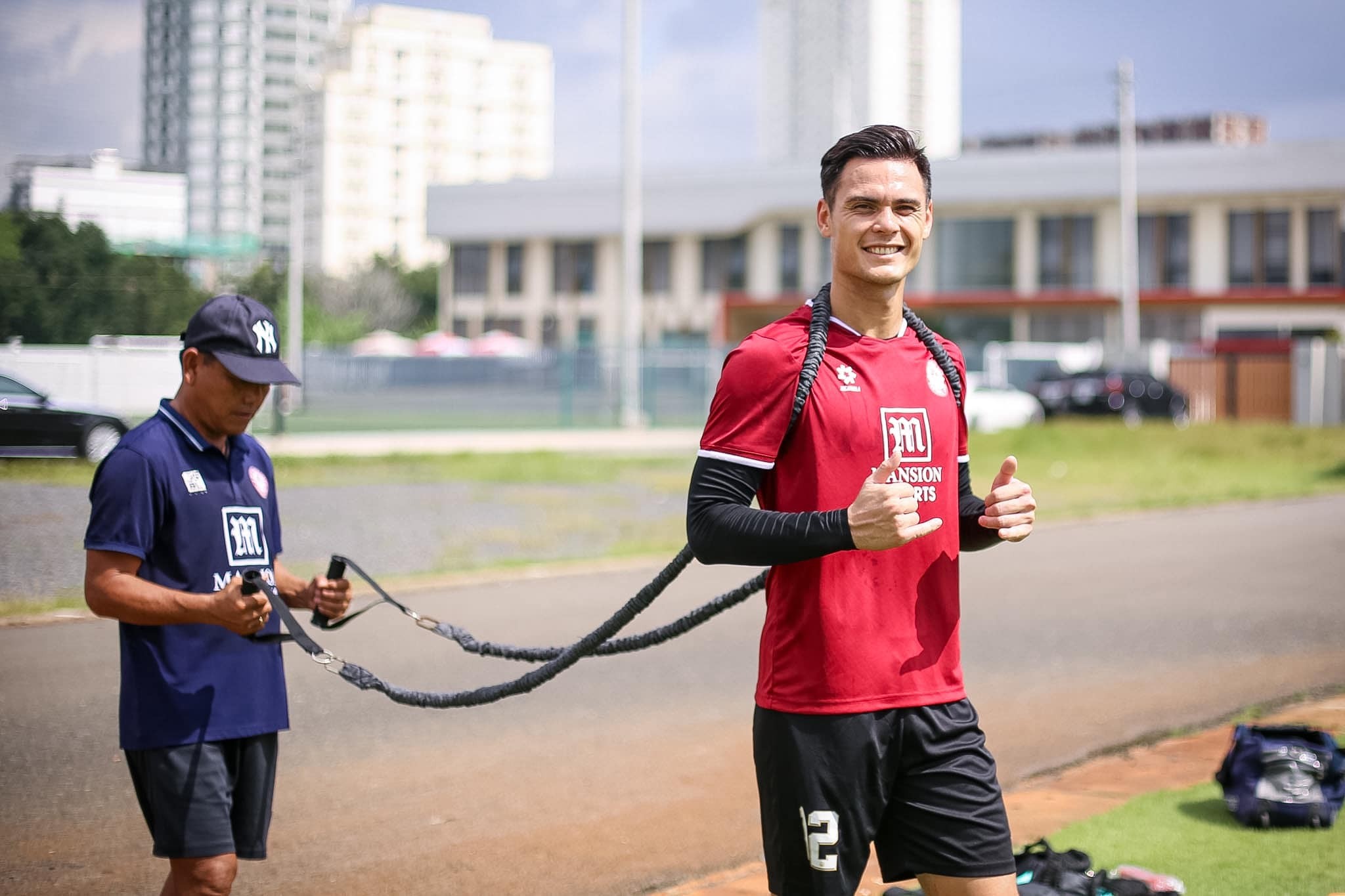 Ngôi sao Việt kiều chỉ thẳng lý do gia nhập TPHCM