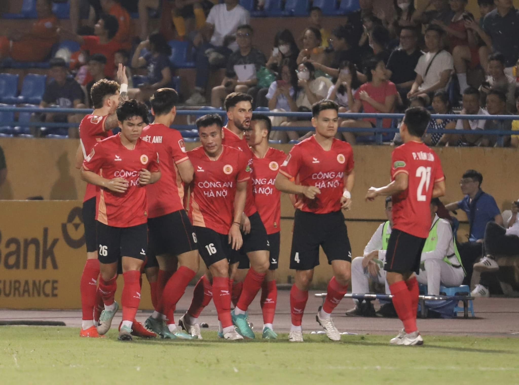 Lịch thi đấu vòng 1 V-League 2024/25: CAHN gặp đội nào?