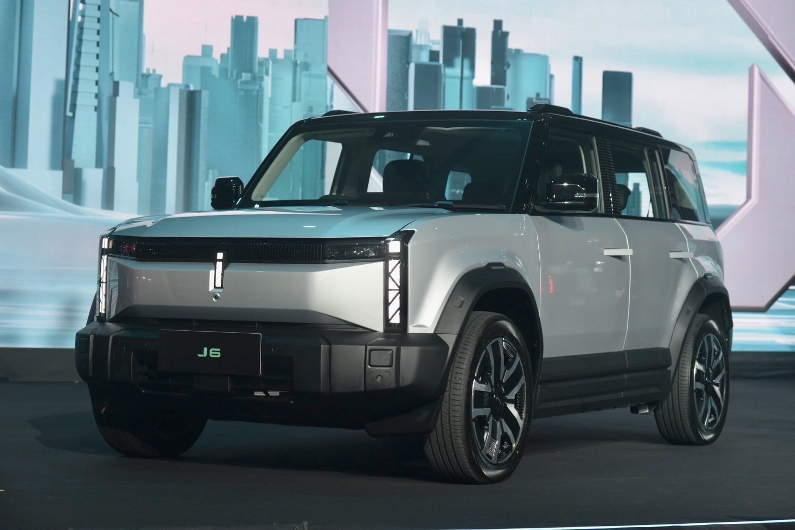Xem trước SUV điện Jaecoo J6 sắp được đưa về Việt Nam