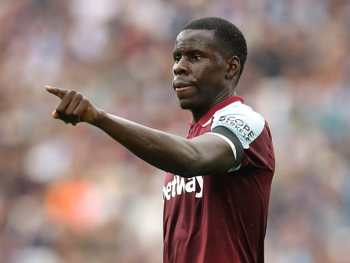 West Ham tống khứ cựu sao Chelsea sang nơi Ronaldo đang chơi bóng