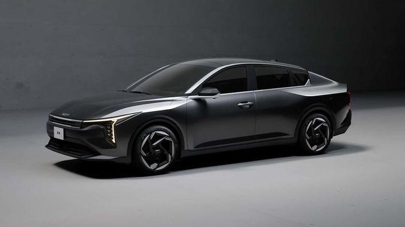Kia K4 công bố giá bán chính thức, kèm bổ sung loạt trang bị 'đáng tiền'