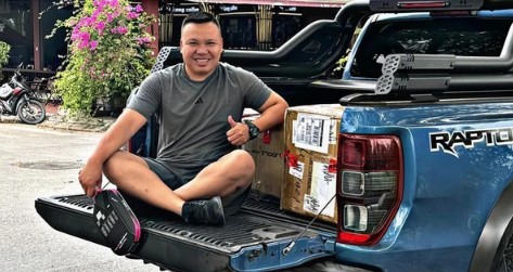 Danh tính người hùng giữa cơn dông: Tài xế bán tải dừng xe cứu 5 đứa trẻ và người mẹ giữa đường gió giật