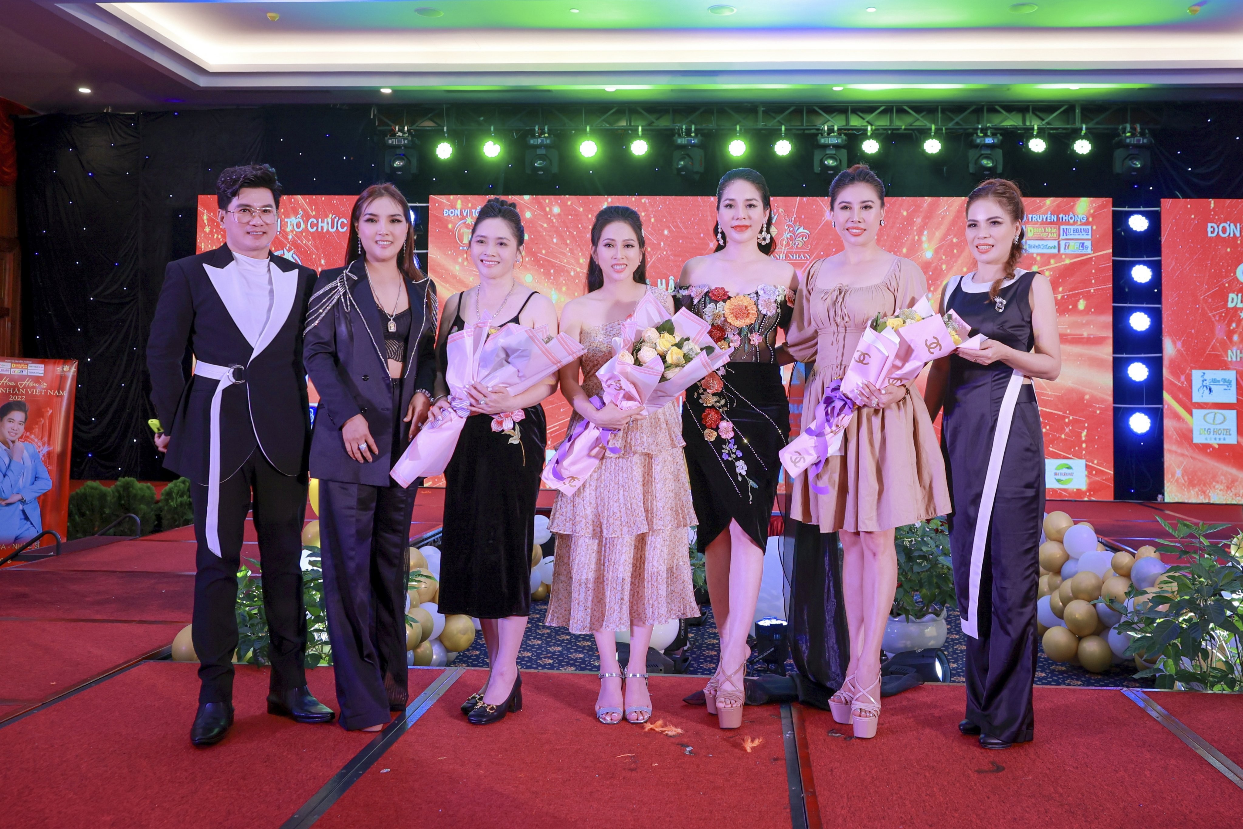 Đêm thiện nguyện giàu giá trị nhân văn của cuộc thi Hoa hậu Doanh nhân Việt Nam 2022