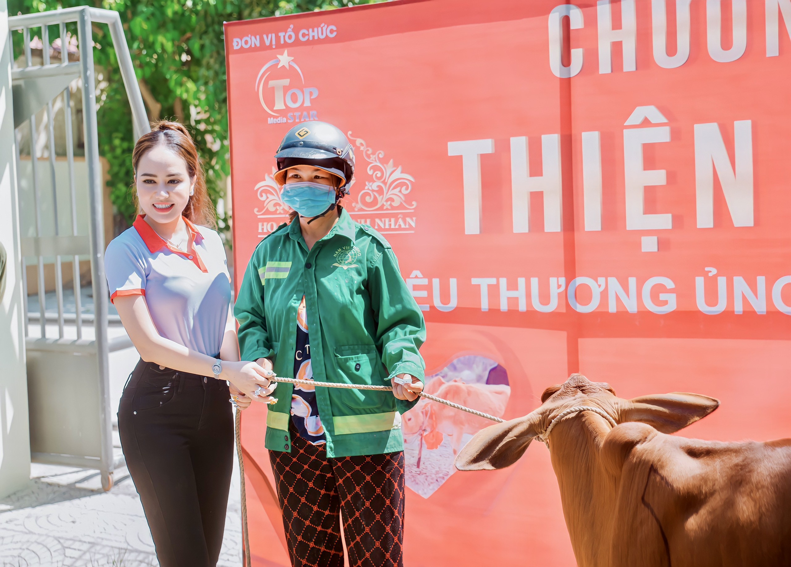 Á hậu Lê Thị Hồng Thắm và hành trình lan tỏa yêu thương