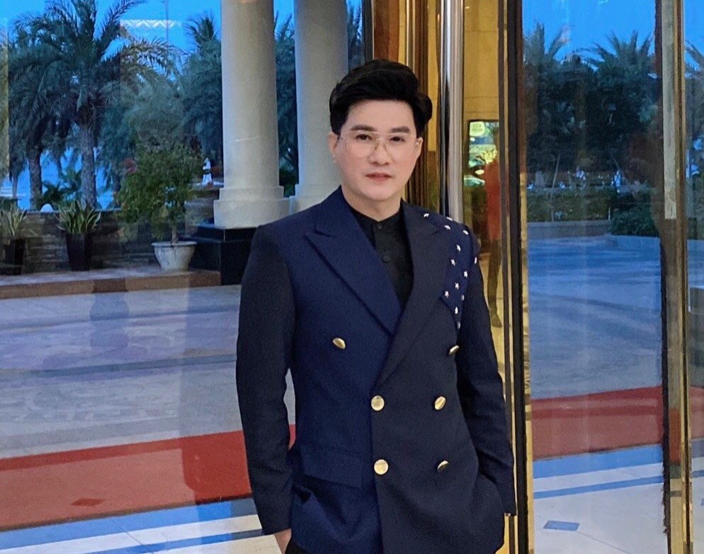 MC Minh Hưng đồng hành cùng thí sinh vòng sơ khảo Hoa hậu Thương hiệu Việt Nam 2022