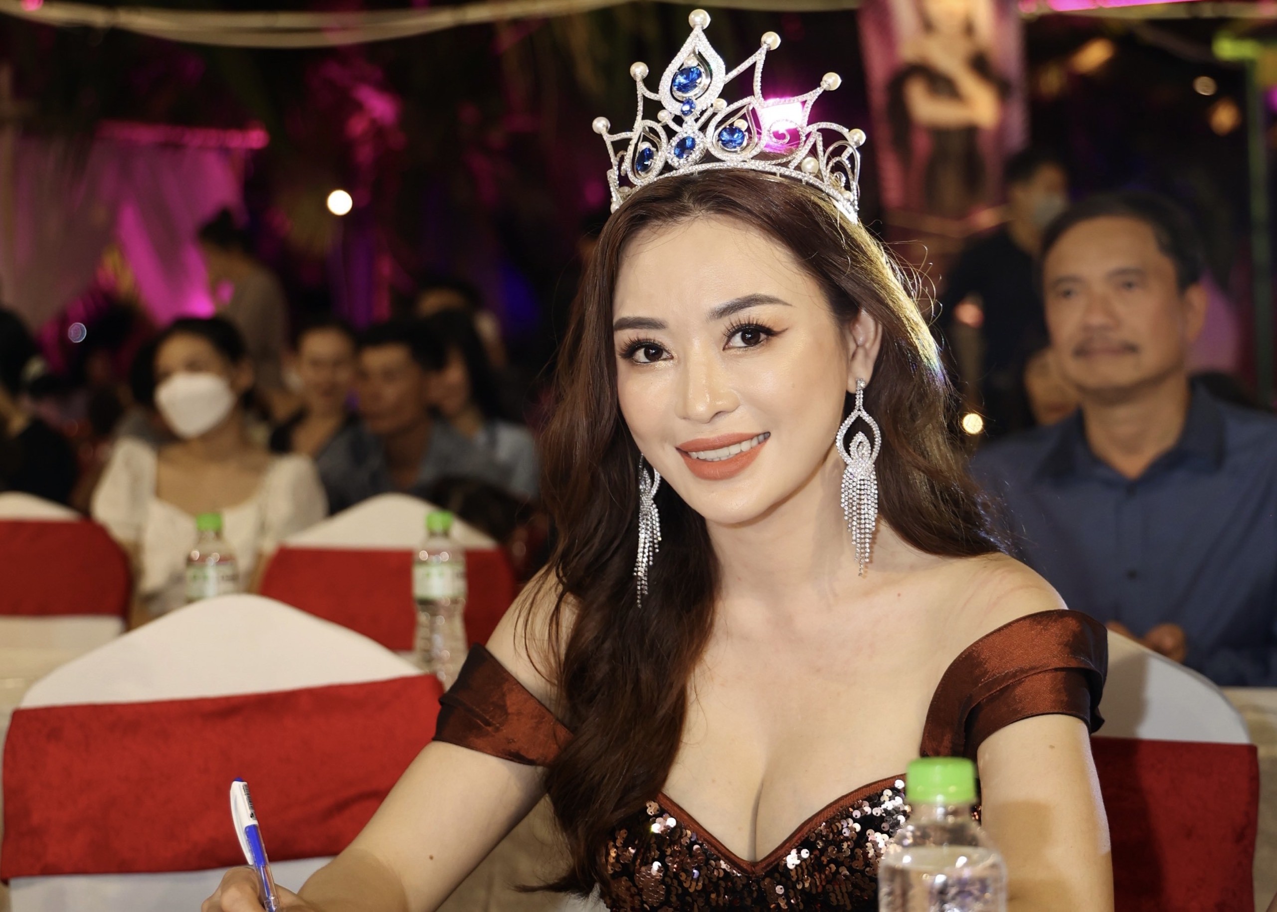 Hoa hậu Vũ Ngọc Anh giữ vai trò Ban giám khảo tại đêm Chung khảo Hoa hậu Việt Nam Thời đại 2022
