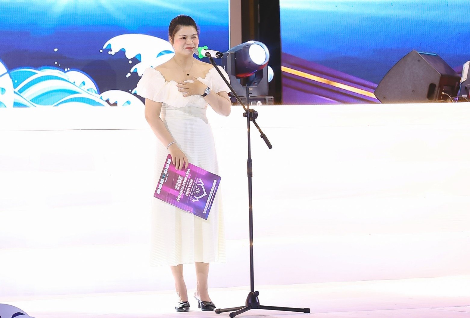 Công ty TNHH TM DV Ngân Phú: Nhà tài trợ Vàng vòng Chung khảo Hoa hậu Việt Nam Thời đại 2022