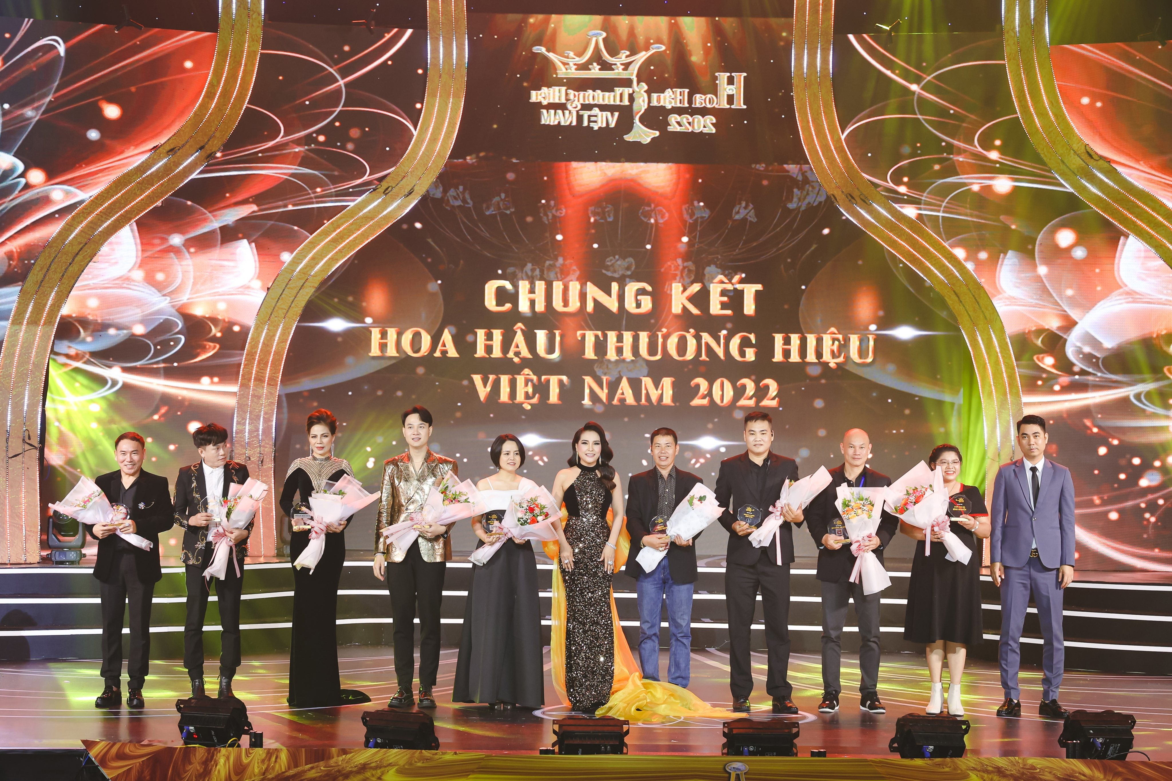 Thịnh Nguyễn Academy – Nhà tài trợ Make up & Hair Stylist Hoa hậu Thương hiệu Việt Nam 2022