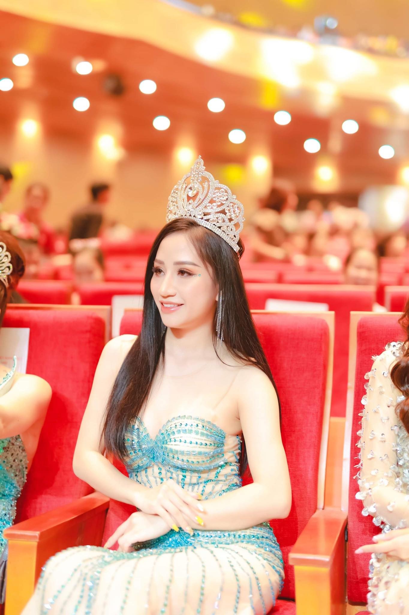 Visual cực đỉnh của Á hậu Vũ Thị Ngọc tại đêm chung kết Hoa hậu Doanh nhân Châu Á Việt Nam 2022
