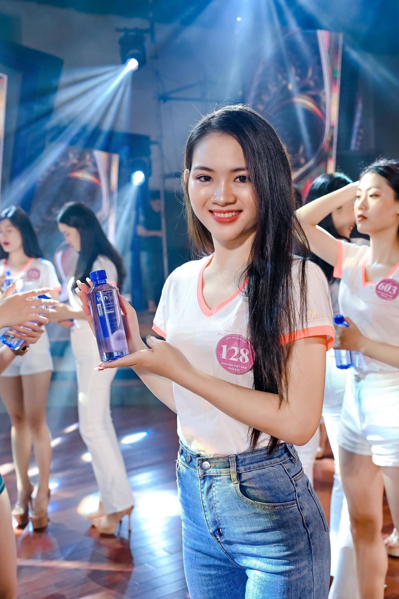 ION Pron – Nhà tài trợ nước uống cuộc thi Hoa hậu Việt Nam Thời đại 2022