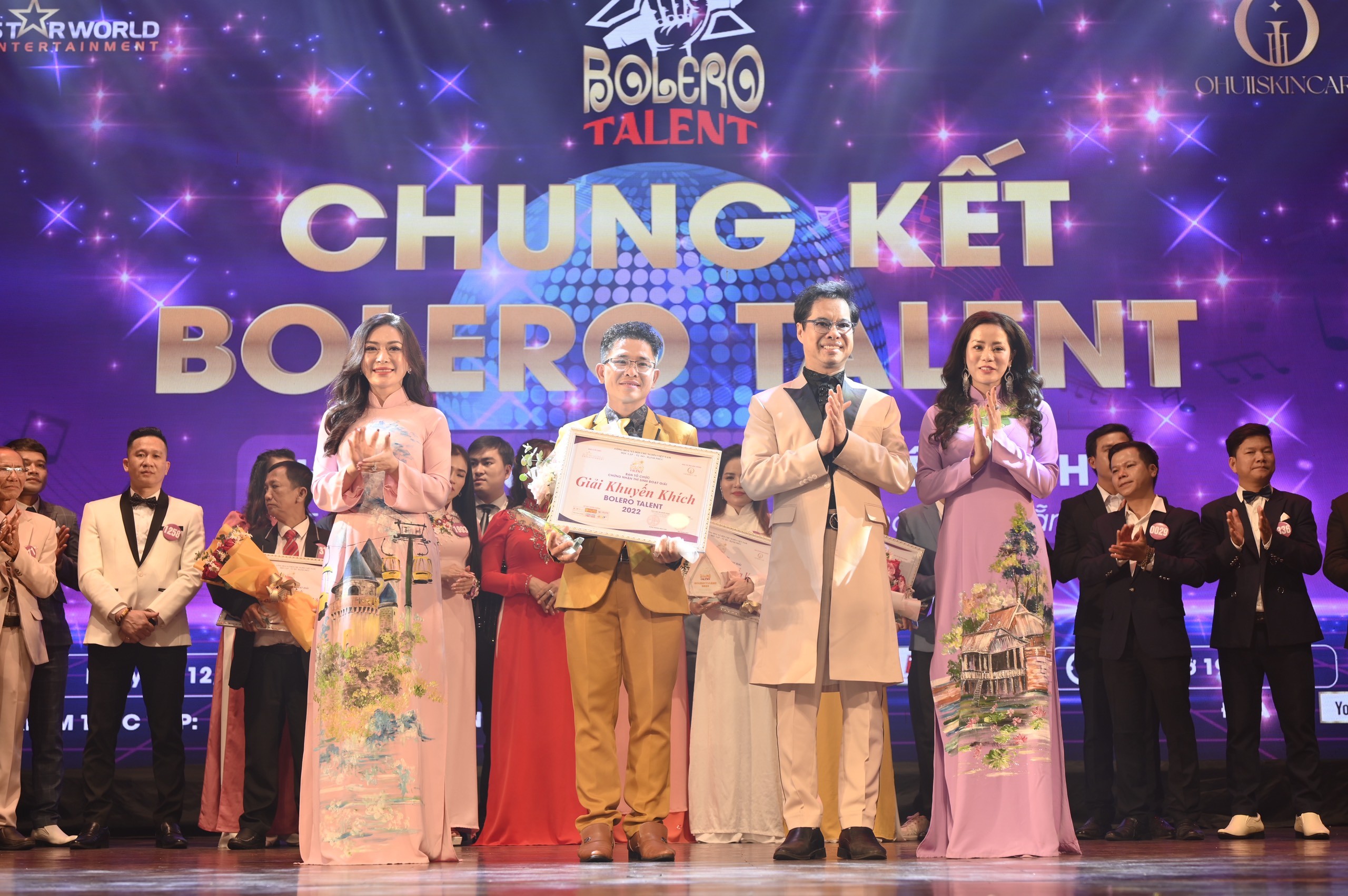 Huỳnh Văn Trung đạt giải khuyến khích chung kết Bolero Talent 2022
