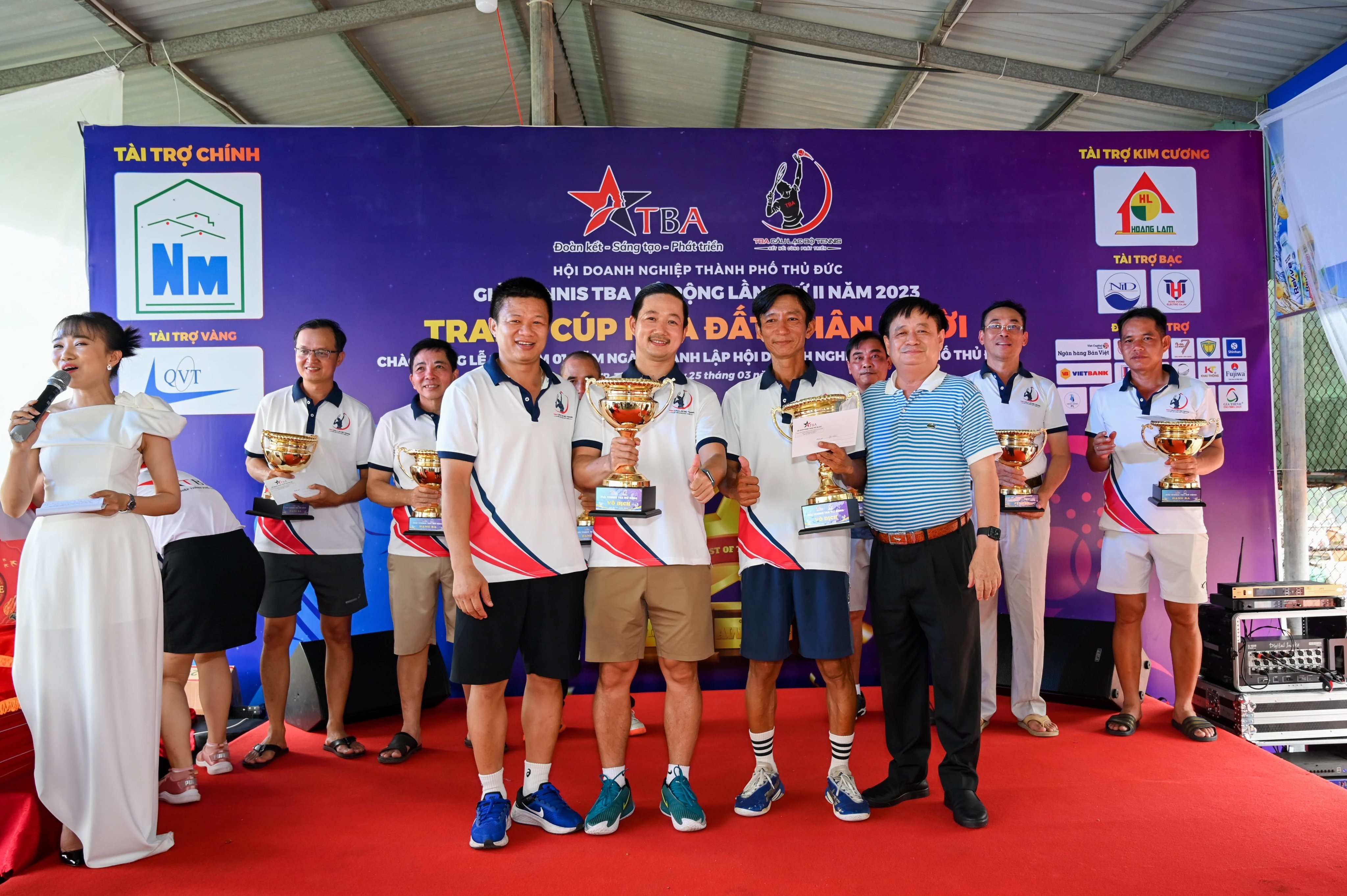 Giải Tennis TBA tranh cúp Nhà đất Nhân Mười mở rộng lần thứ II và những pha bóng đẹp mắt