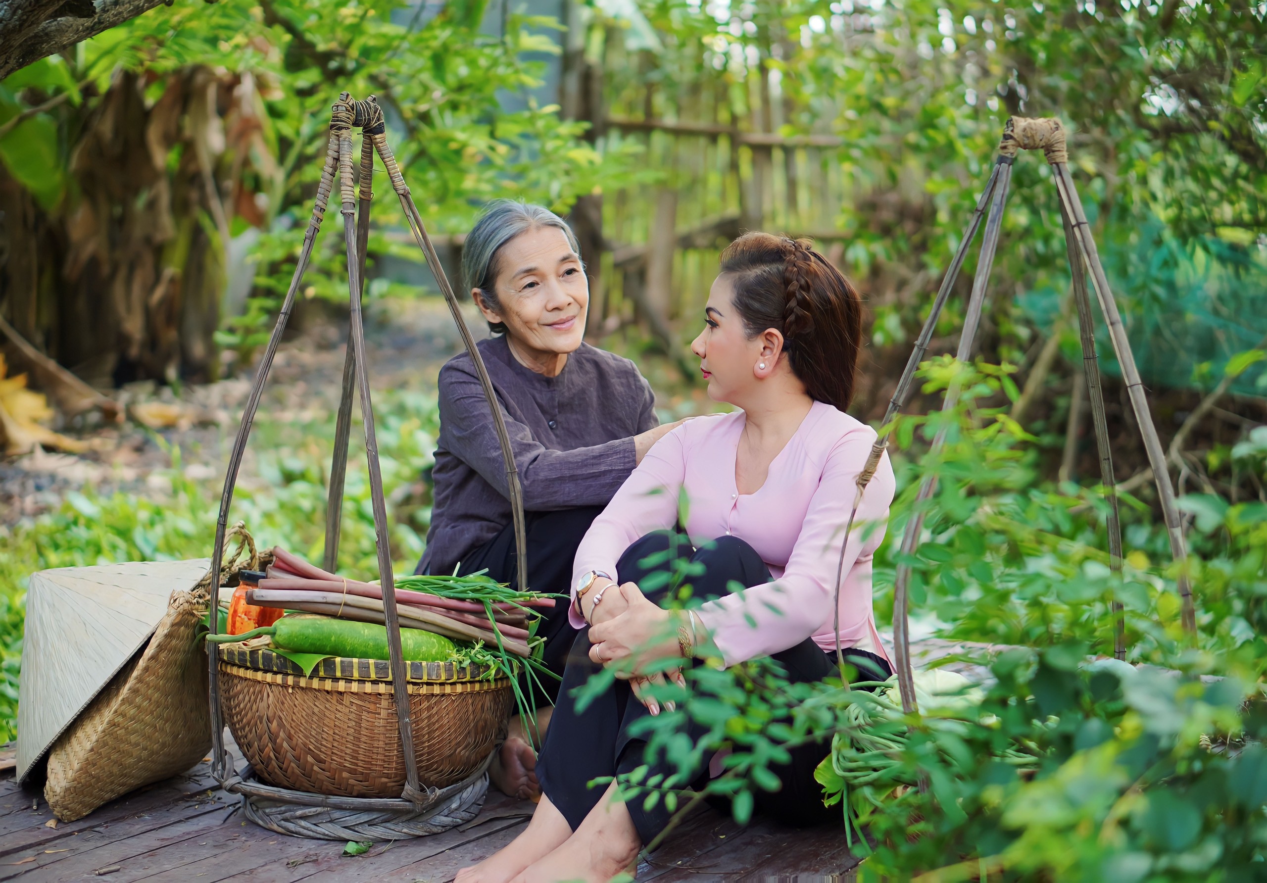 Hoa hậu Yến Phượng ấn định ngày ra mắt ca khúc tự sáng tác viết về mẹ