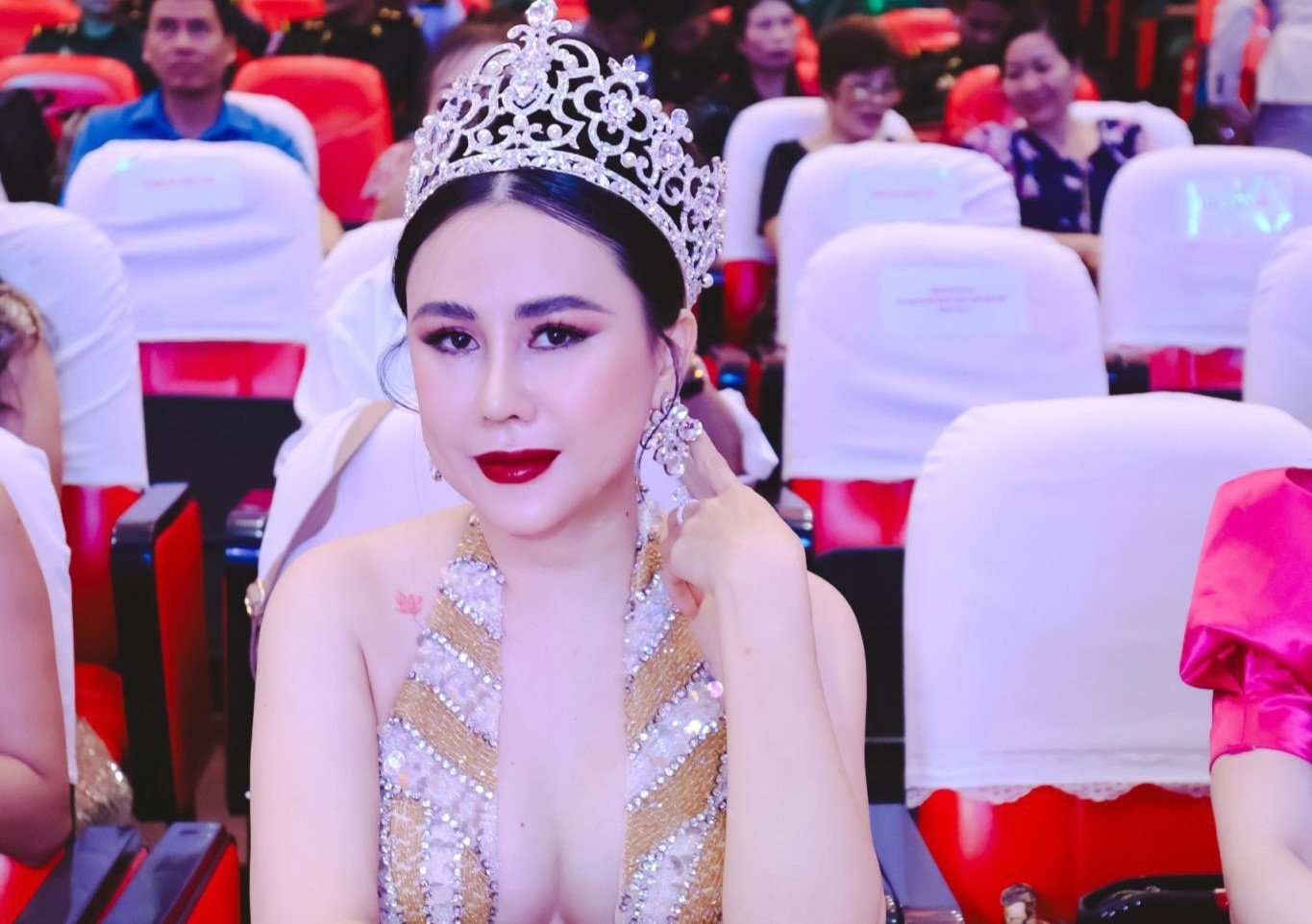 Hoa hậu thiện nguyện Lý Kim Ngân trên ghế giám khảo Hoa hậu Thương hiệu Việt Nam 2023 
