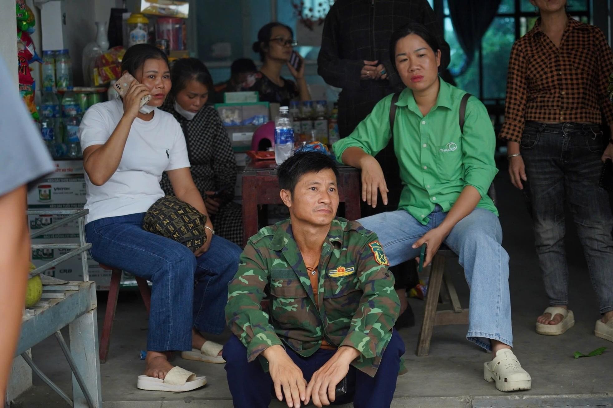 Thông tin tiếp vụ sập cầu Phong Châu (Phú Thọ): Hơn 400 học sinh học ở Tam Nông đã về nhà an toàn