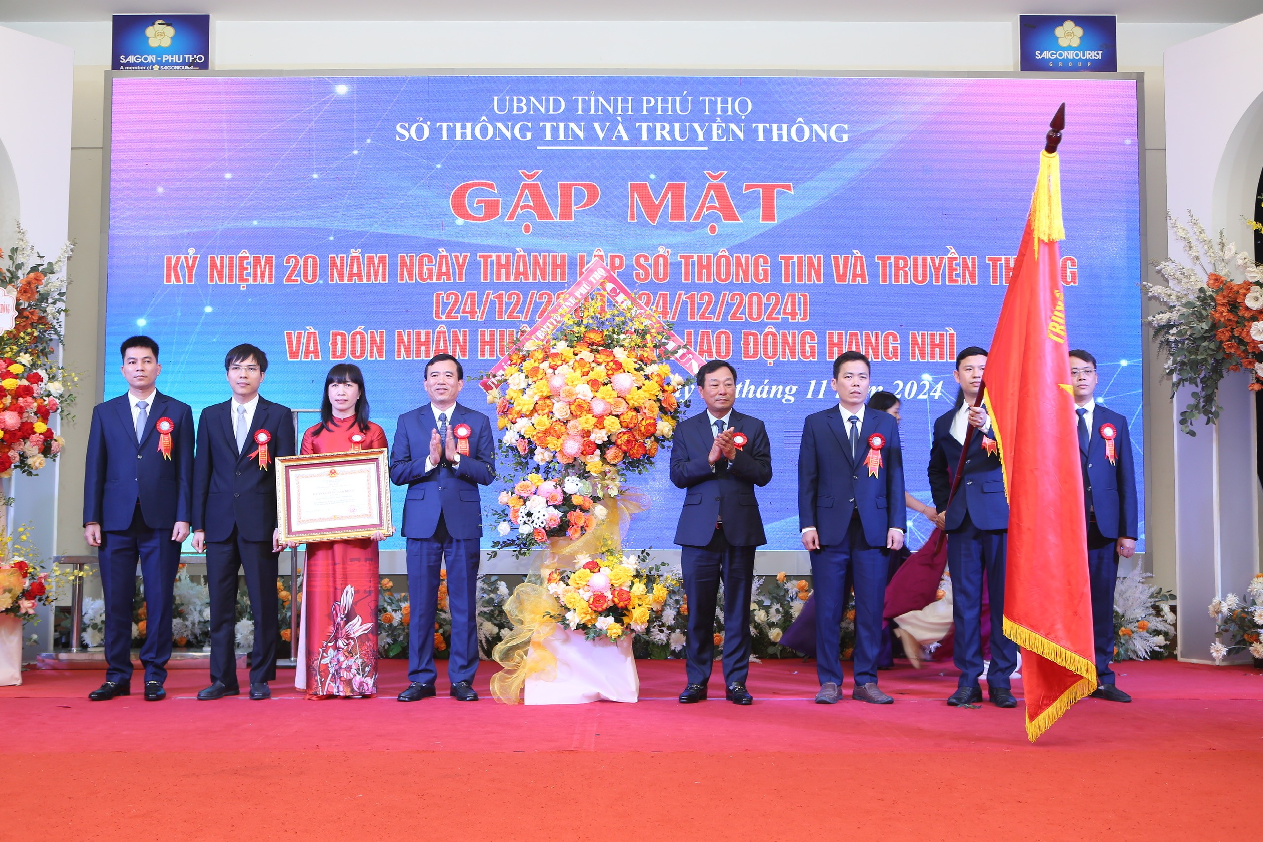 Phú Thọ: Sở Thông tin và Truyền thông kỷ niệm 20 năm thành lập, đón nhận Huân chương Lao động hạng Nhì