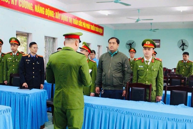 Hà Giang: Khởi tố, bắt tạm giam Chủ tịch UBND thị trấn Cốc Pài (Xín Mần) về tội Lợi dụng chức vụ quyền hạn trong khi thi hành công vụ