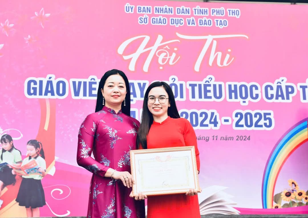Phú Thọ: Cô giáo Đào Hải Quỳnh trường tiểu học Tân Dân đoạt điểm cao nhất Hội thi giáo viên dạy giỏi tiểu học cấp tỉnh