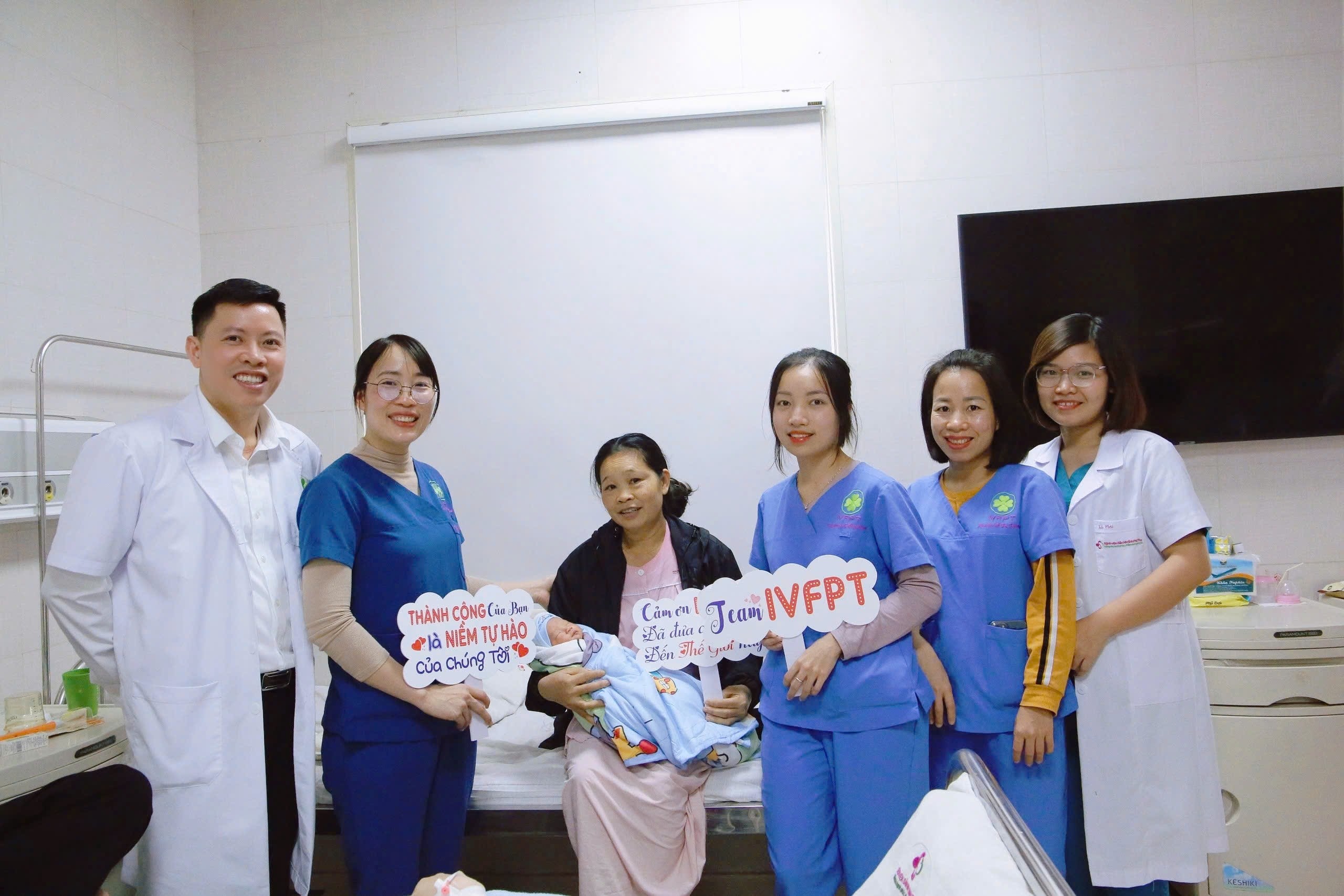 Phú Thọ: Thêm một phụ nữ 52 tuổi sinh con khoẻ mạnh nhờ kỹ thuật IVF tại Bệnh viện Sản Nhi tỉnh