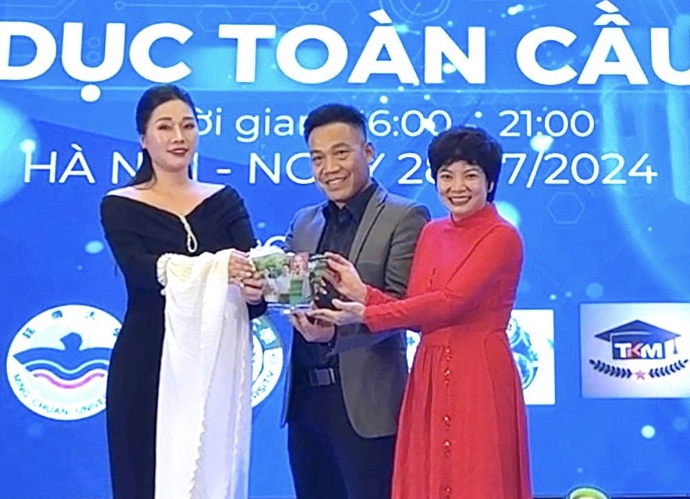 Ra mắt Viện Khoa học Giáo dục Toàn cầu và thúc đẩy hợp tác đào tạo Quốc tế
