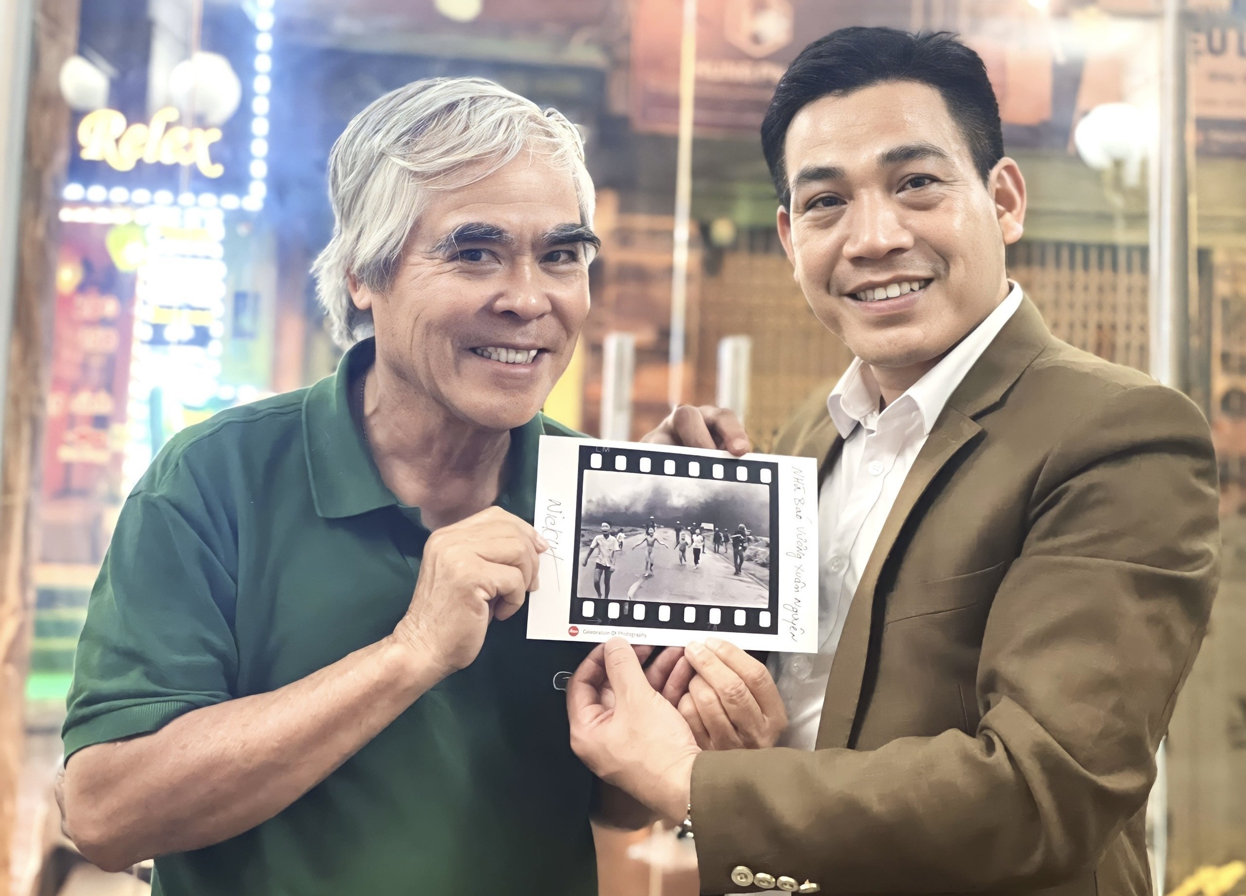 Nick Út trong vụ xét lại bức ảnh “Em bé Napalm" cần được tôn trọng theo nguyên tắc “suy đoán vô tội”