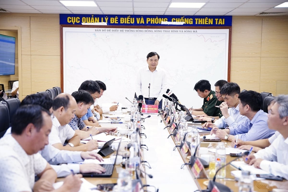 Bão Ragasa có khả năng suy yếu: Cảnh giác cao độ không được chủ quan