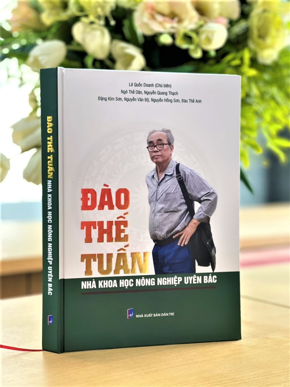 GS.VS ĐÀO THẾ TUẤN - NHÀ KHOA HỌC UYÊN BÁC