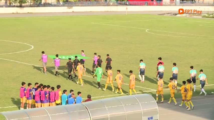 y2matecom-highlights-ha-noi-lpbank-hagl-the-tran-hap-dan-giang-cho-den-loat-luan-luu-480p-1723190018.mp4