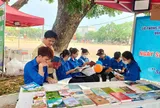 Những trang sách đi ra từ nắng núi