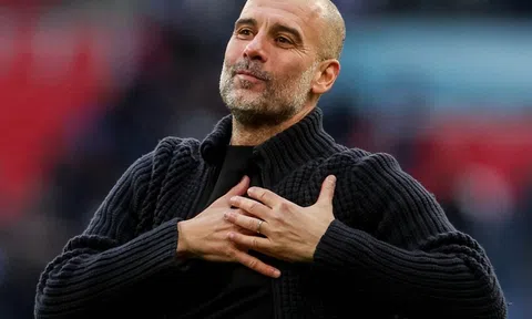 Pep Guardiola “hoảng loạn” sau khi thắng Fulham