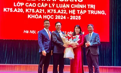 Khai giảng tiếp Lớp Cao cấp lý luận Chính trị K75, hệ tập trung, năm học 2024 - 2025