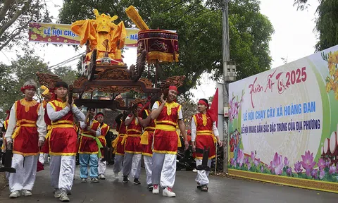 Vĩnh Phúc: Lễ hội Chạy cày làng Đan Trì bày tỏ ước nguyện về một mùa màng bội thu