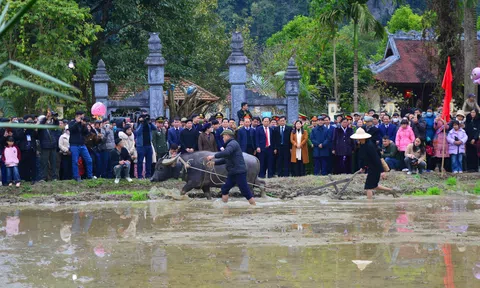 Tuyên Quang:  Lễ hội Lồng Tông ở Lâm Bình hấp dẫn thu hút nhiều du khách