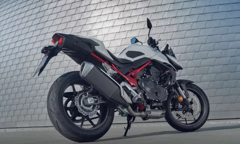 Honda ra mắt ‘huyền thoại côn tay’ mới đỉnh hơn Winner X, trang bị đè bẹp Yamaha Exciter, giá cực rẻ
