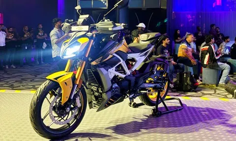Hạ đo ván Yamaha Exciter và Honda Winner X, ‘vua côn tay’ mới có ABS 2 kênh ra mắt giá 64 triệu đồng