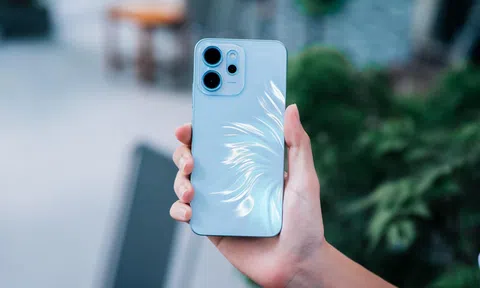 Bản sao tầm trung của iPhone 16 Pro Max lộ diện, nhiếp ảnh xịn ngang Galaxy S25, giá gần 14 triệu
