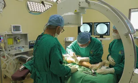 Chân vòng kiềng ở trẻ: Cảnh báo và lời khuyên từ bác sĩ