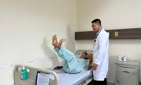 Người đàn ông 74 tuổi thoát nguy kịch sau cơn đột quỵ trên đỉnh núi Bà Đen